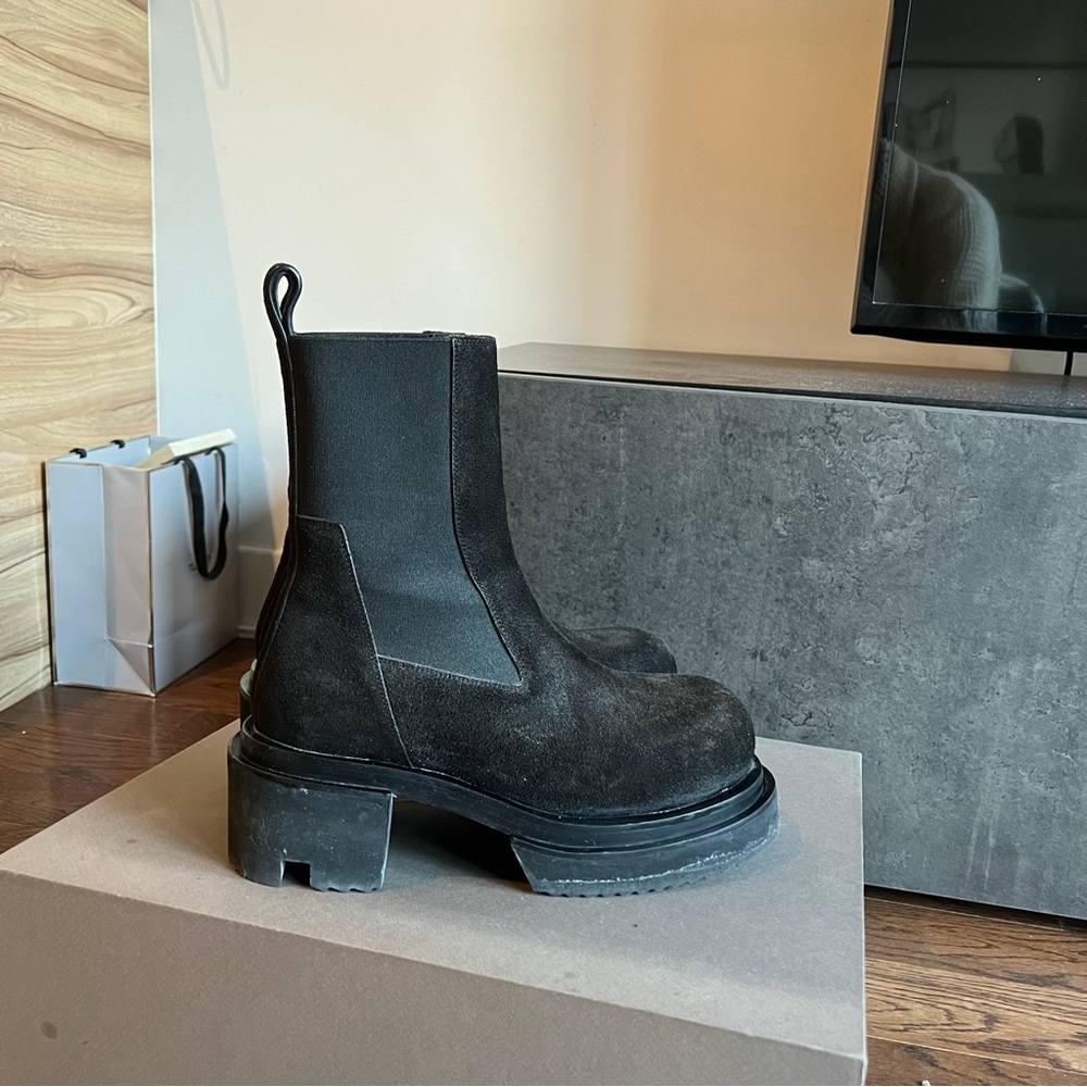 Rick Owens Beatle Suede Boot